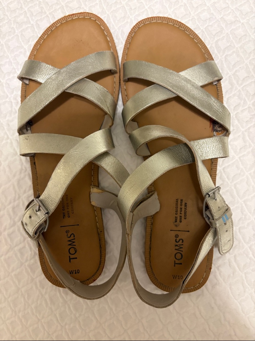 TOMS Women's Metallic Silver Crisscross Sandals